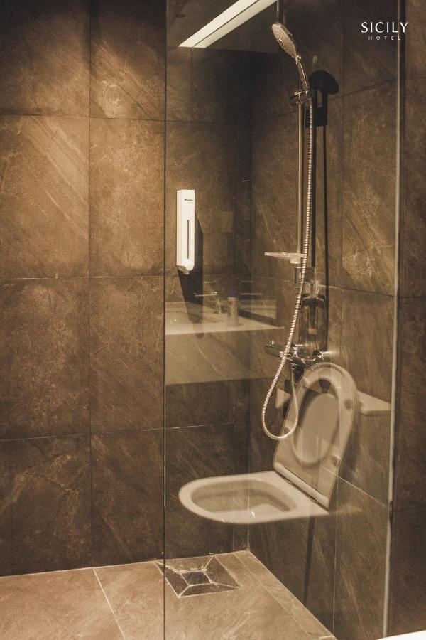 Sicily Hotel Фукуок Екстер'єр фото