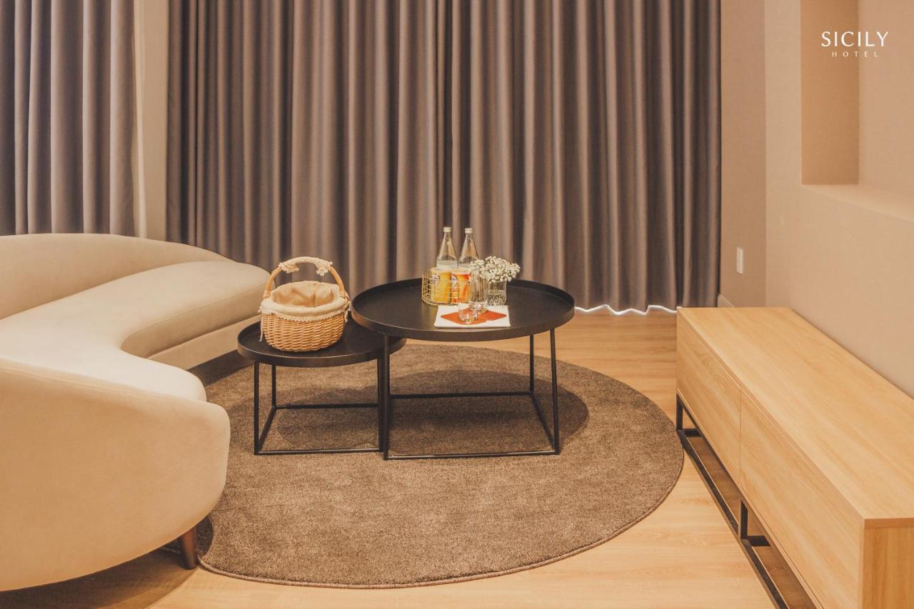 Sicily Hotel Фукуок Екстер'єр фото